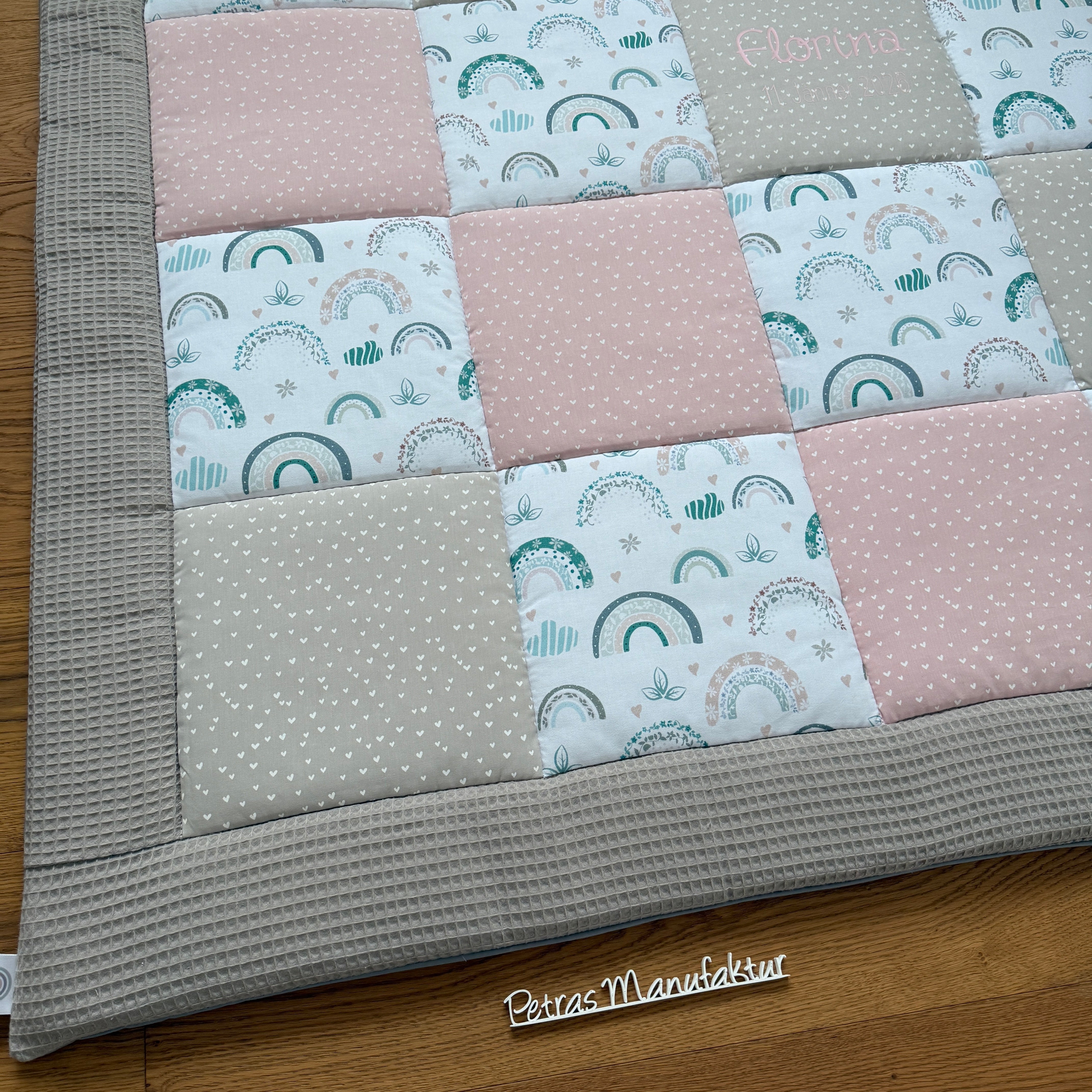 Krabbeldecke "Regenbogen pastell“ Modell 6