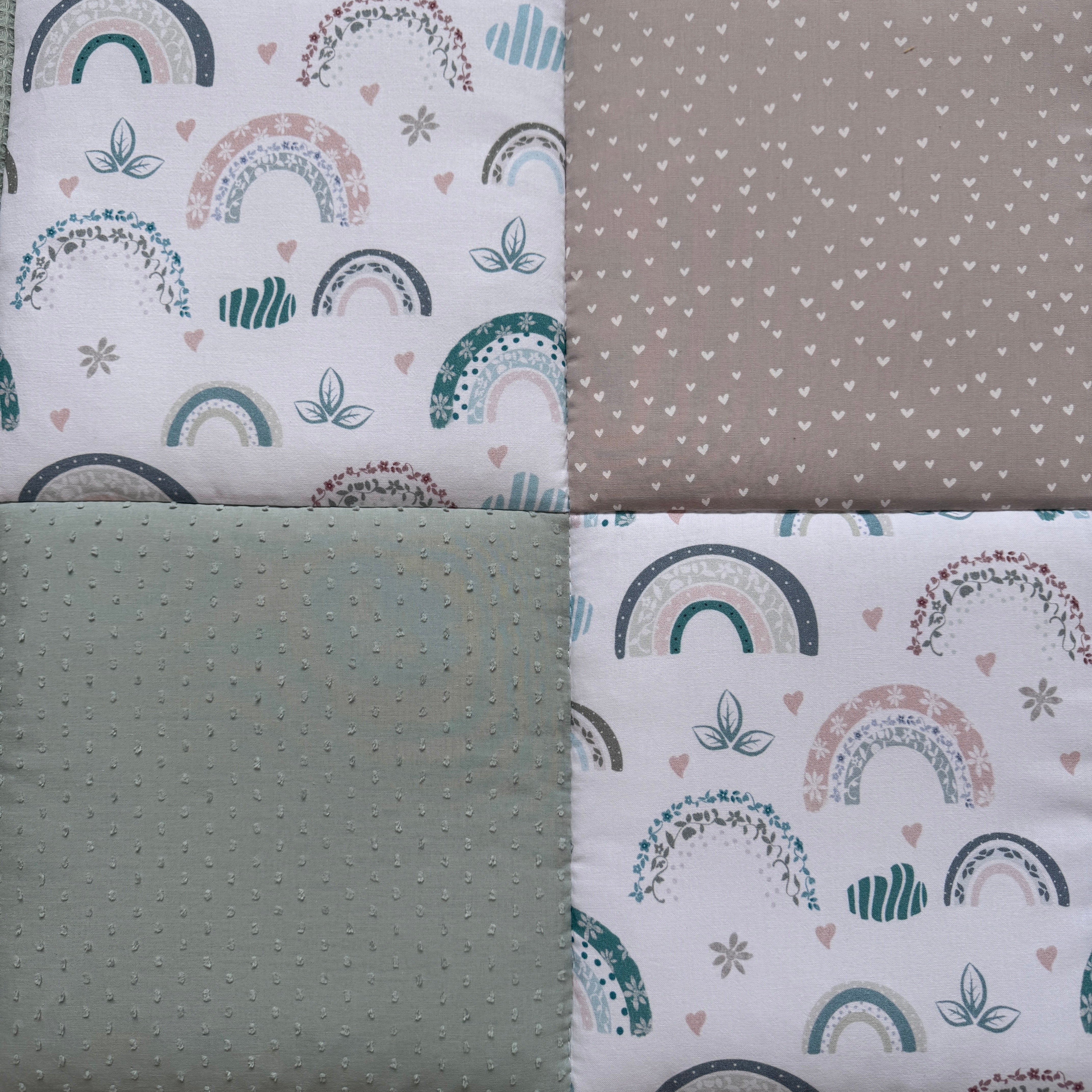 Krabbeldecke "Regenbogen pastell“ Modell 7