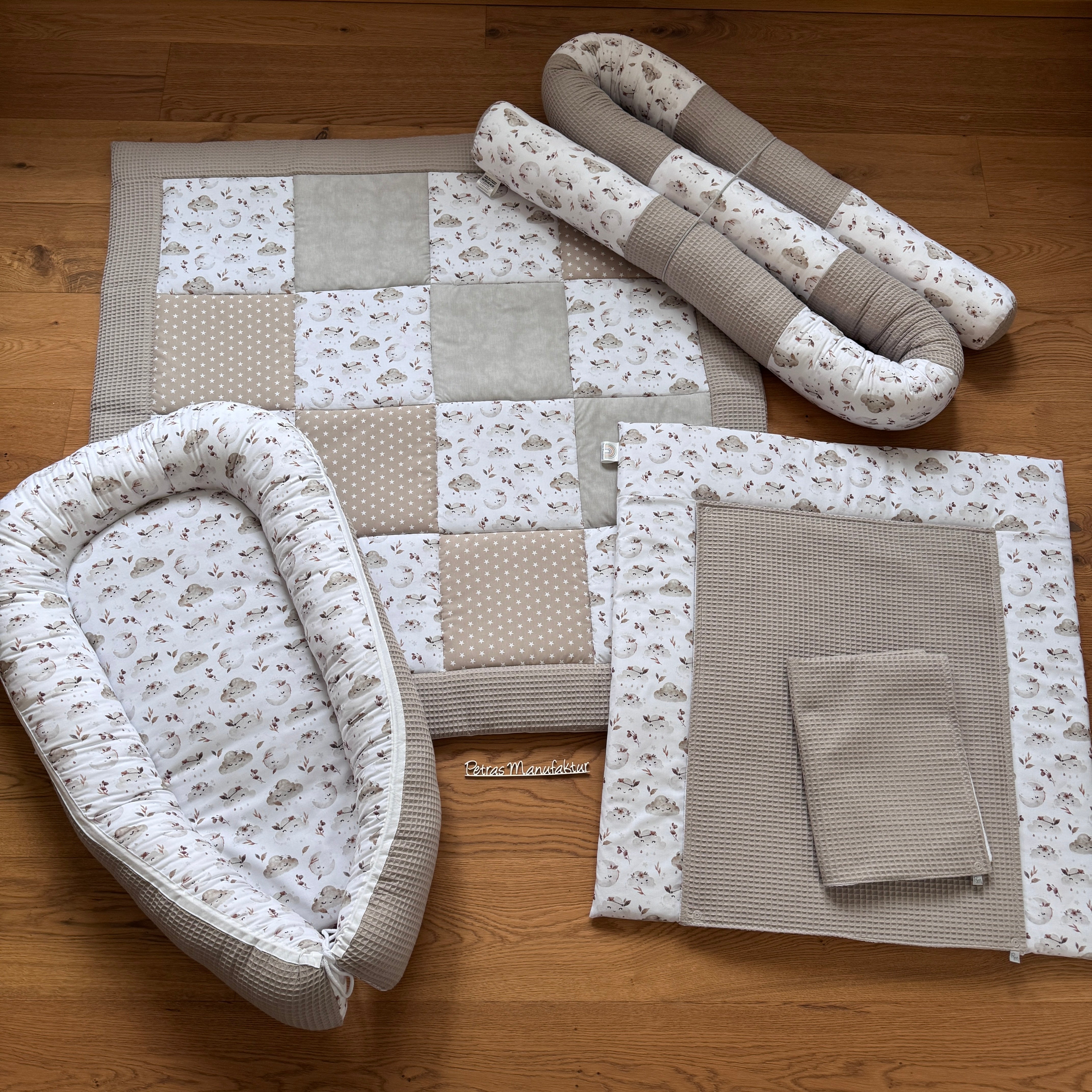 Krabbeldecke "Wolken beige“ Modell 1