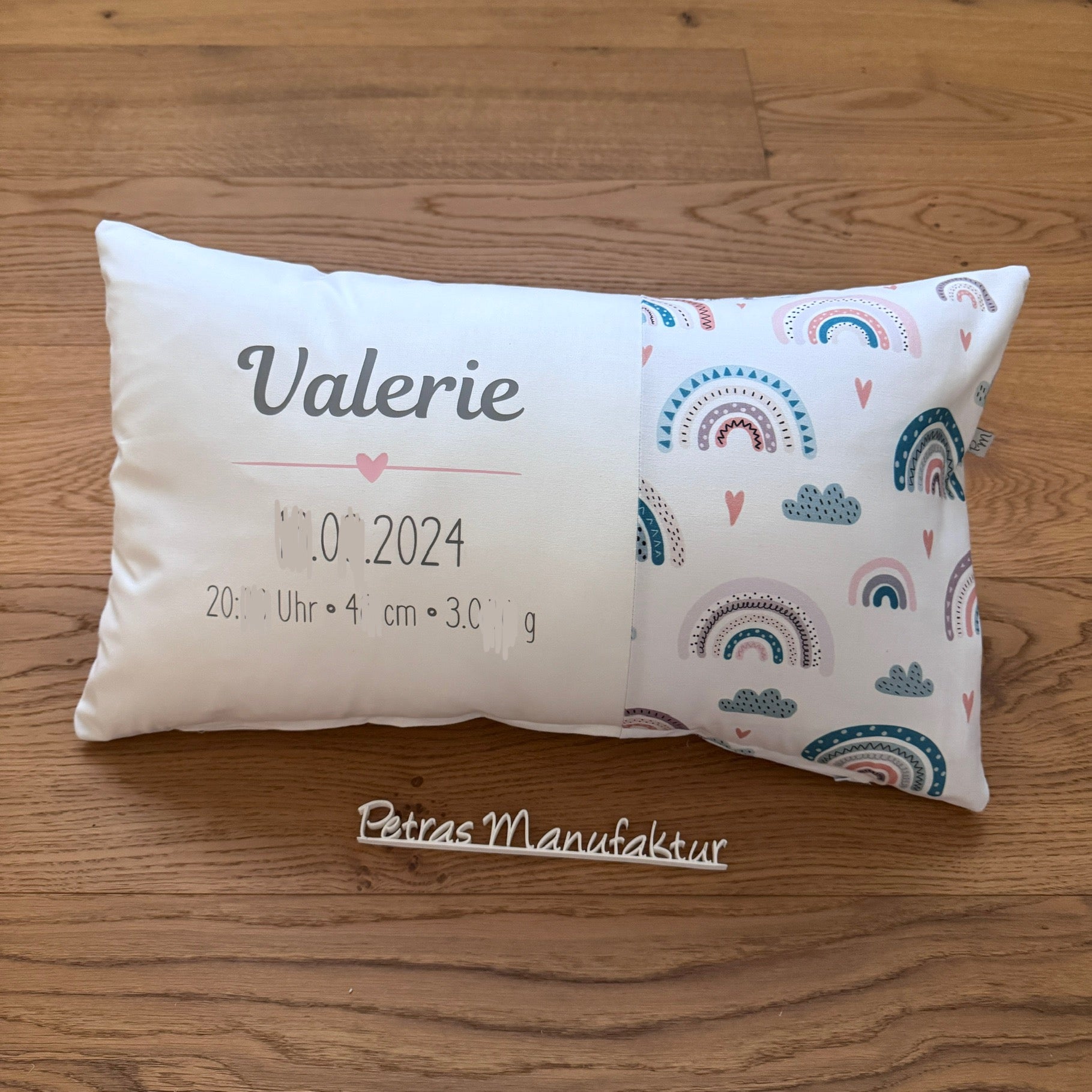 Kissen mit Geburtsdaten "Regenbogen & Wolken"