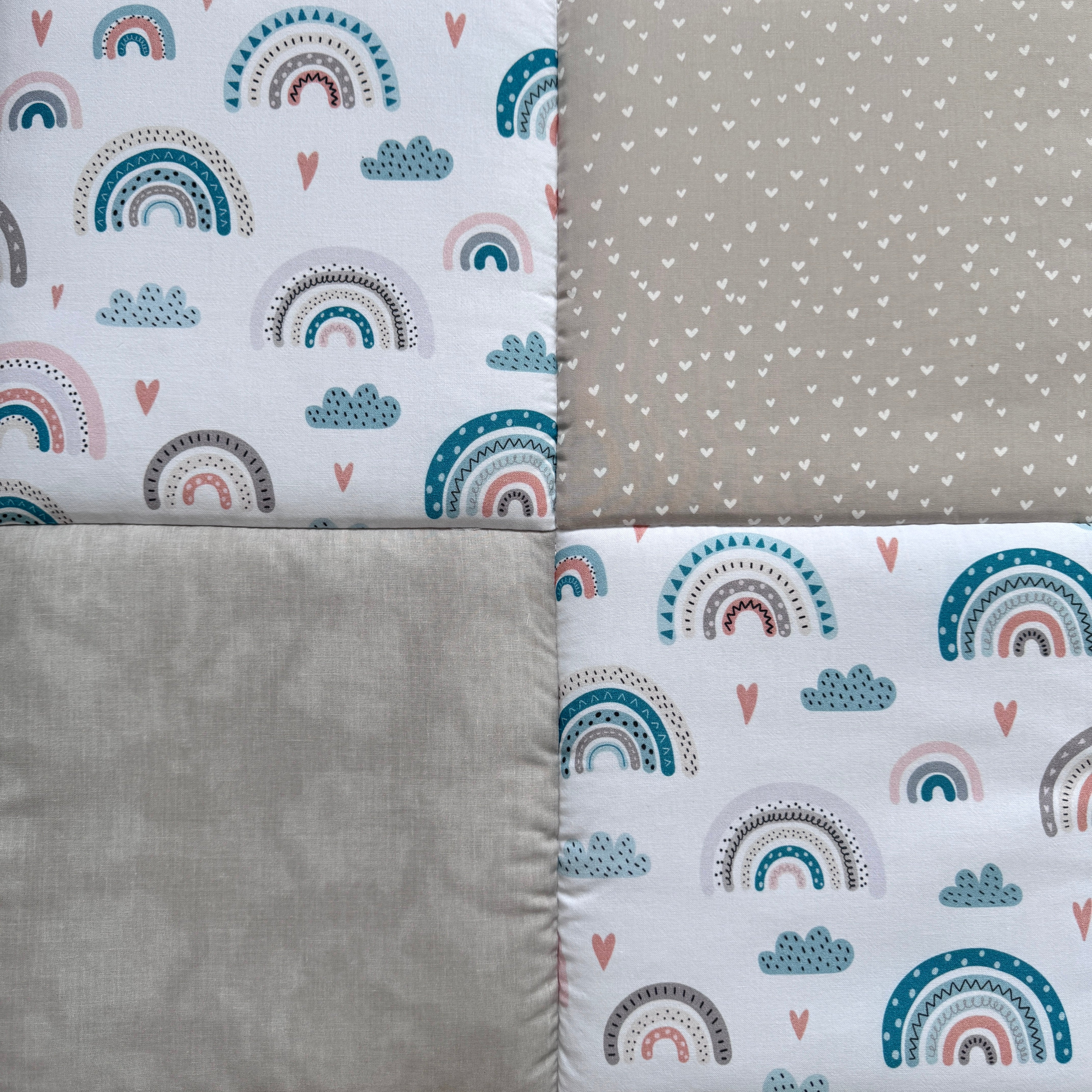 Krabbeldecke "Regenbogen & Wolken“ Modell 2