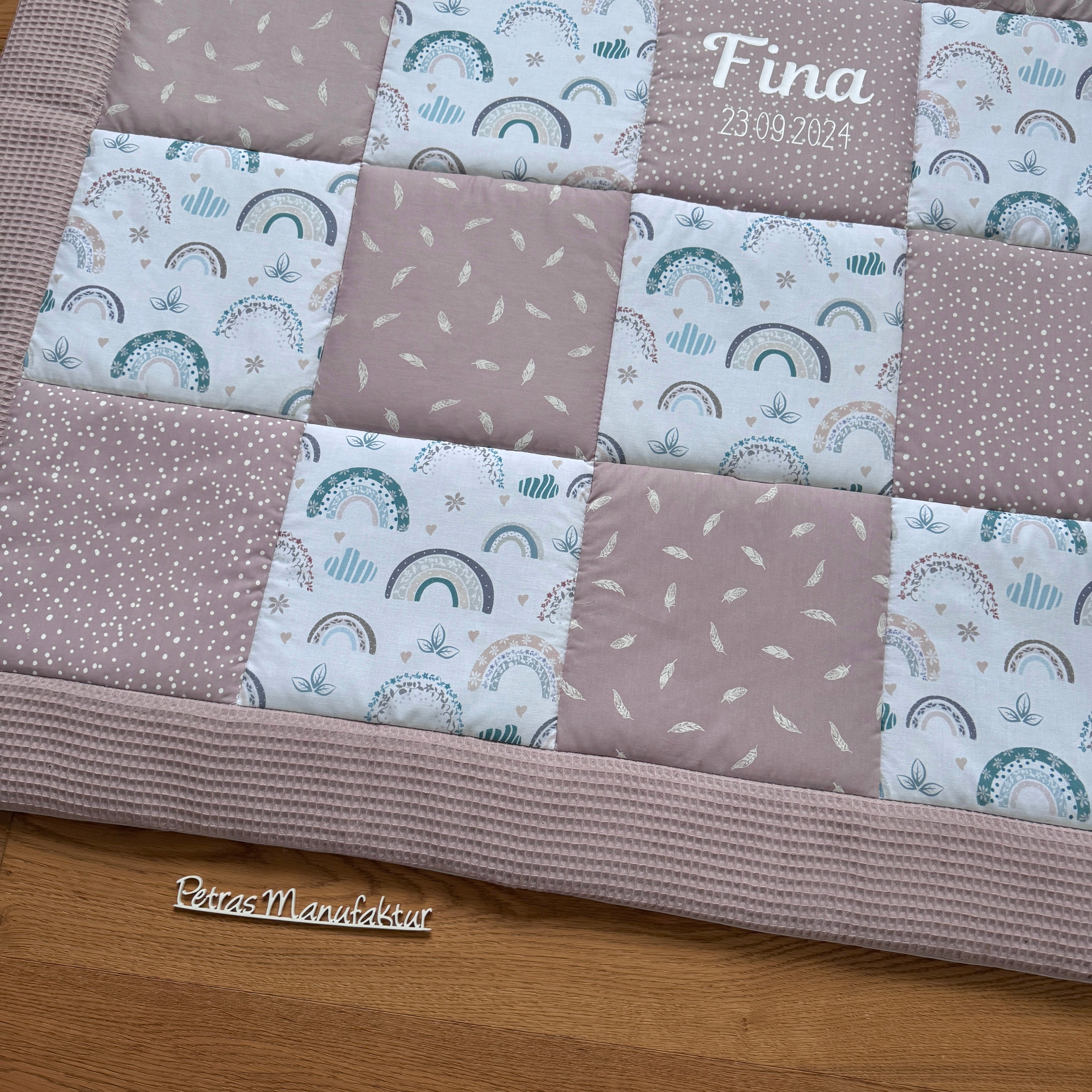 Krabbeldecke "Regenbogen pastell“ Modell 1