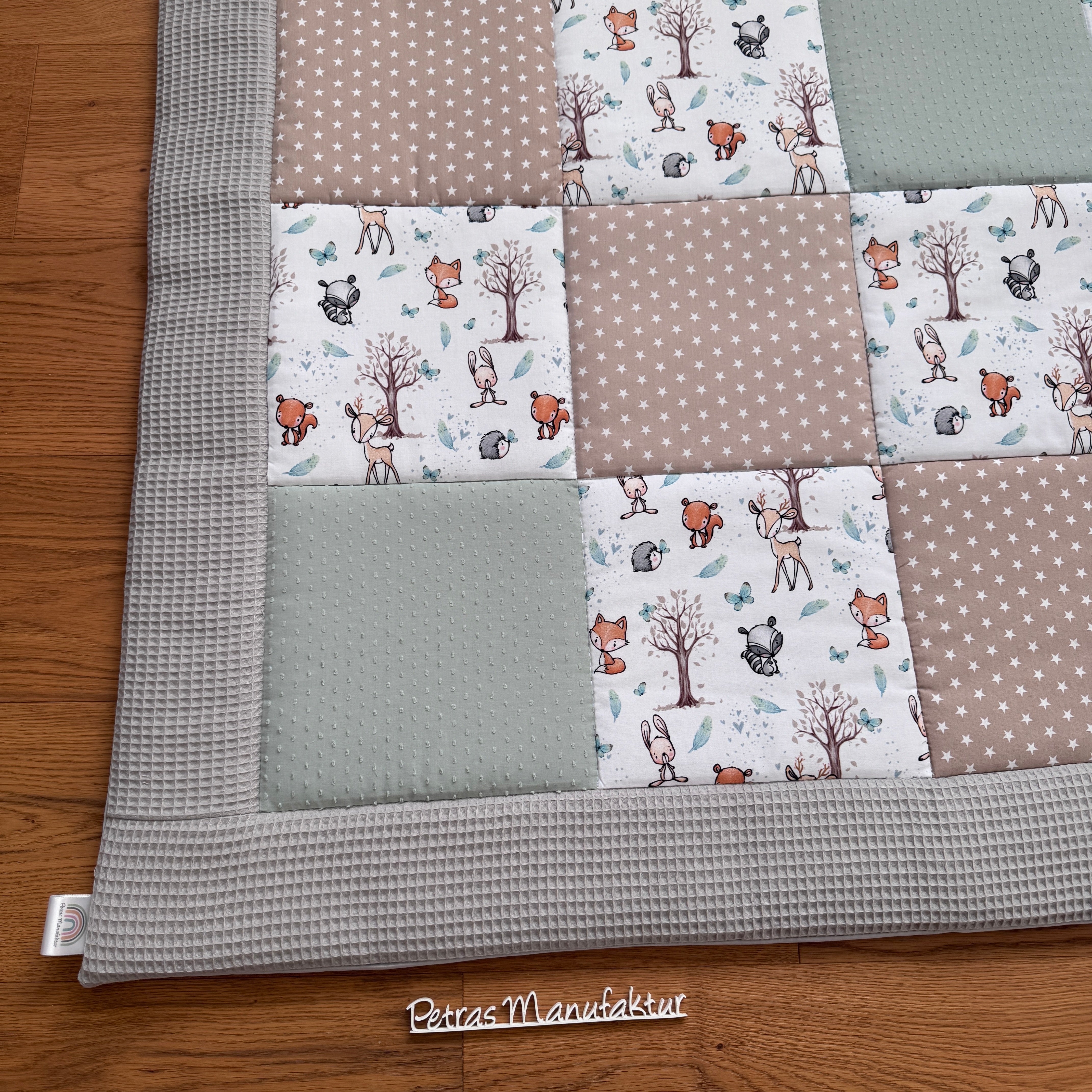 Krabbeldecke "Waldtiere mint“ Modell 1