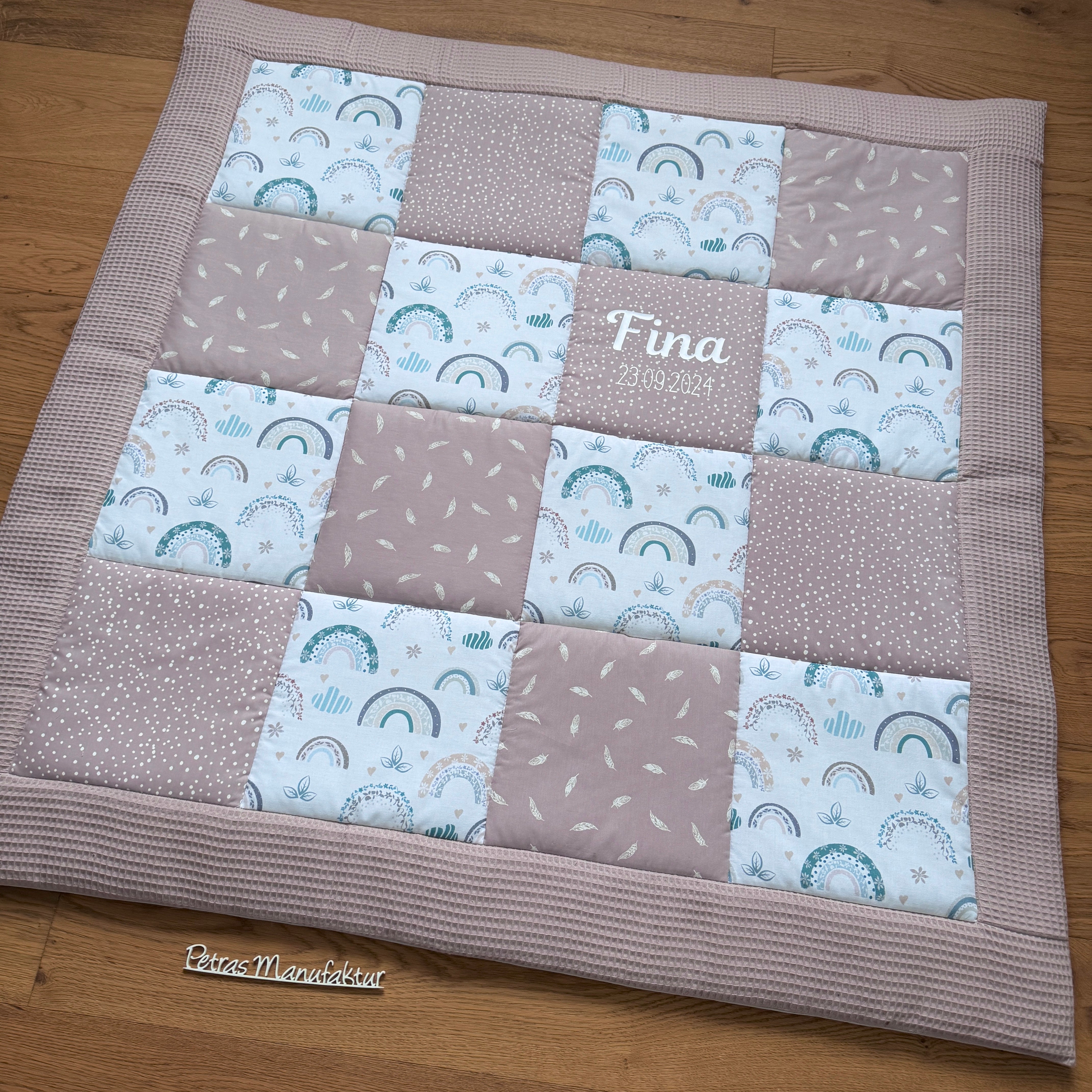 Krabbeldecke "Regenbogen pastell“ Modell 1